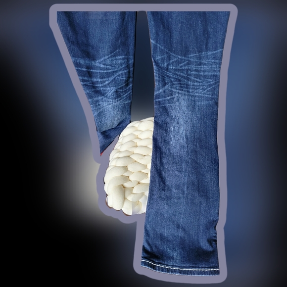 Miss Me Foxy Feather Jeans, Mid Rise- Boot Cut - Picture 4 of 6